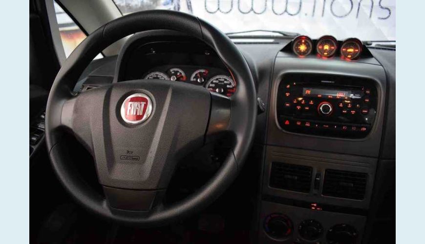 FIAT IDEA ADVENTURE 1.8 16V E.TORQ FLEX MANUAL 4P - VERDE - 2013 Foto 6 (Grande)