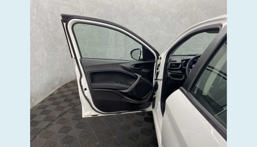 FIAT CRONOS DRIVE S-DESIGN 1.3 FLEX MANUAL 4P - BRANCO - 2022 Foto 6 (Grande)