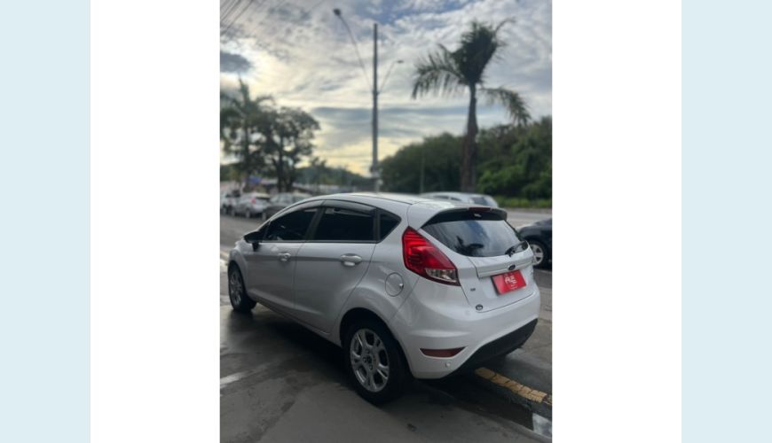 FORD FIESTA FLEX MANUAL 4P - BRANCO - 2016 Foto 6 (Grande)