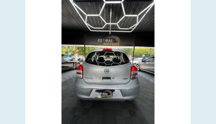 NISSAN MARCH FLEX MANUAL 4P - PRATA - 2012 Foto 6 (Grande)
