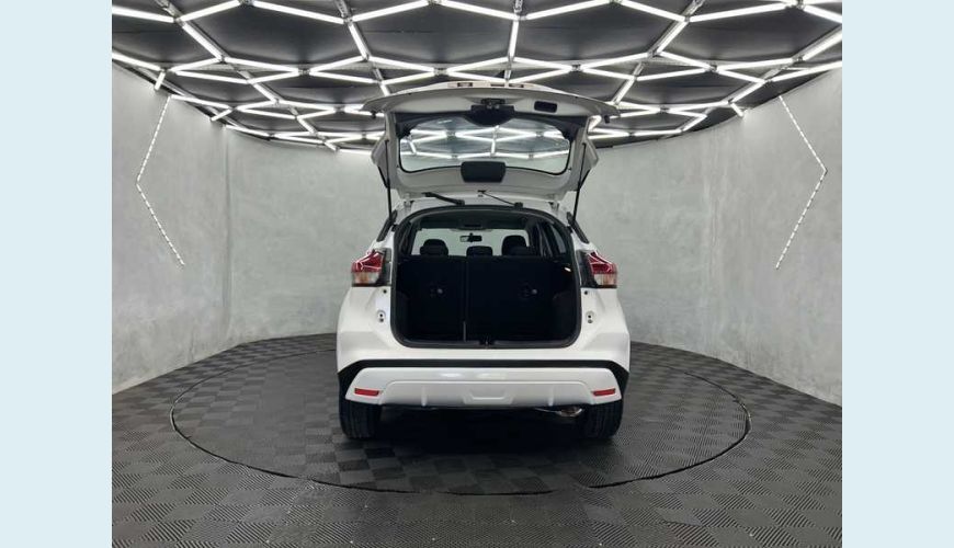 NISSAN KICKS ACTIVE 1.6 (FLEX) - BRANCO - 2024 Foto 6 (Grande)