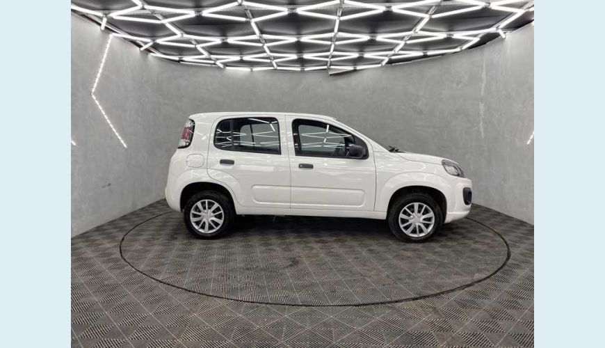 FIAT FIAT UNO ATTRACTIVE 1.0 8V FLEX MANUAL 4P - BRANCO - 2020 Foto 6 (Grande)