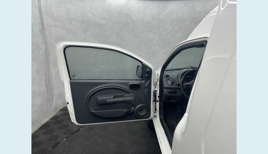 FIAT FIAT FIORINO FURGAO 1.4 WORKING FLEX MANUAL 3P - BRANCO - 2021 Foto 6 (Grande)