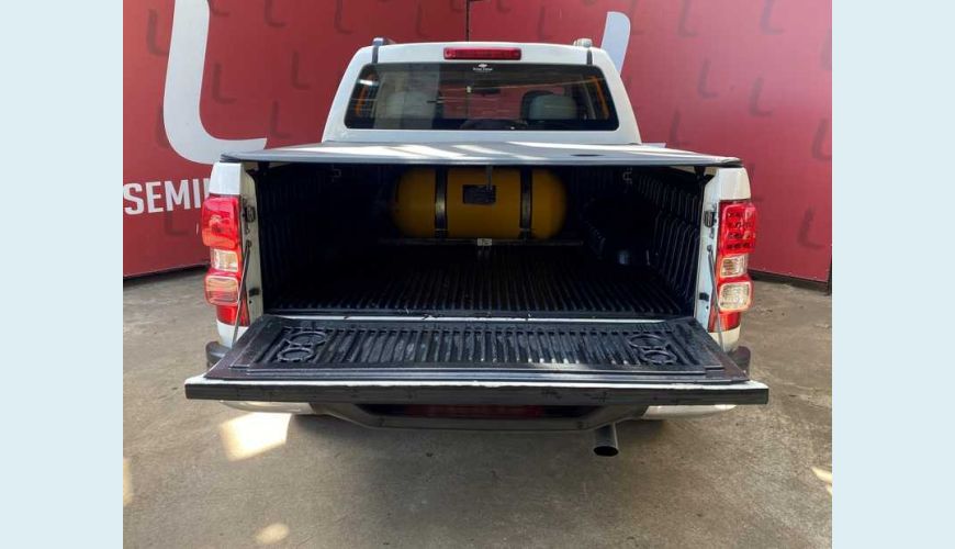 CHEVROLET CHEVROLET S-10 LTZ 2.4 FLEX MANUAL 4P - BRANCO - 2013 Foto 6 (Grande)