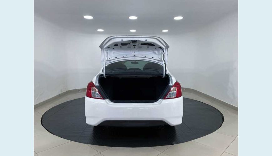 NISSAN NISSAN VERSA 1.0 12V FLEX MANUAL 4P - BRANCO - 2019 Foto 6 (Grande)