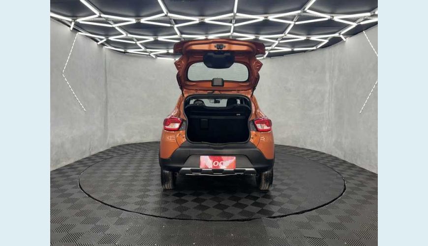 RENAULT RENAULT KWID OUTSIDER 1.0 12V SCE FLEX MANUAL 4P - LARANJA - 2022 Foto 6 (Grande)