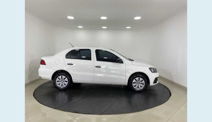 VOLKSWAGEN VOYAGE TRENDLINE 1.6 FLEX MANUAL 4P - BRANCO - 2018 Foto 6 (Grande)
