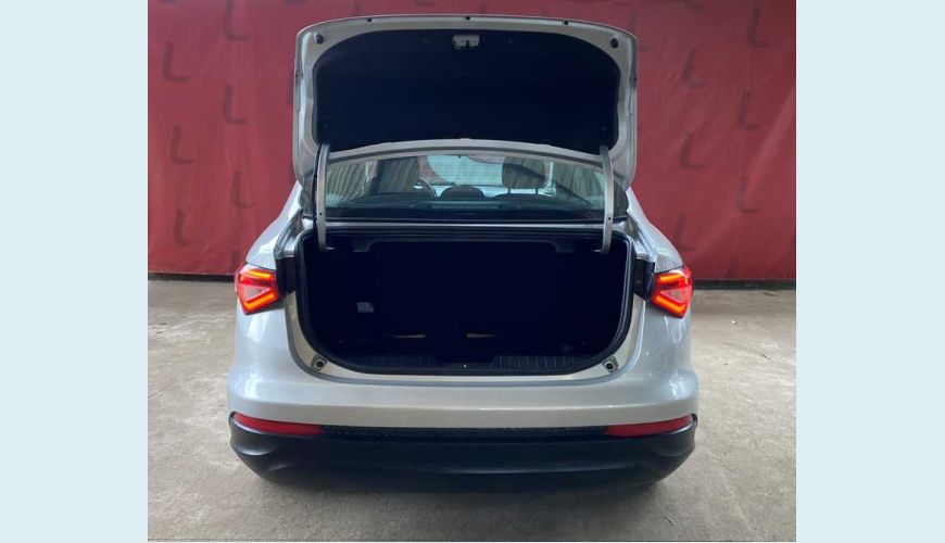 FIAT FIAT CRONOS 1.3 FLEX MANUAL 4P - PRATA - 2022 Foto 6 (Grande)