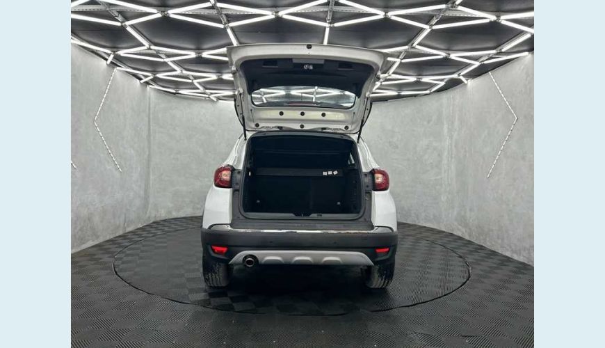 RENAULT RENAULT CAPTUR INTENSE 1.3 TURBO FLEX AUT. 4P - BRANCO - 2023 Foto 6 (Grande)