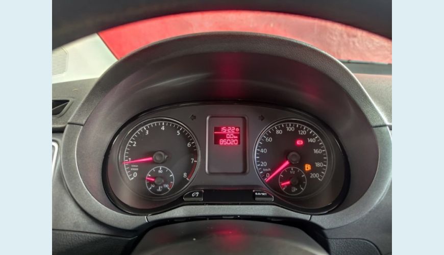 VOLKSWAGEN FOX FLEX MANUAL 4P - PRATA - 2014 Foto 6 (Grande)
