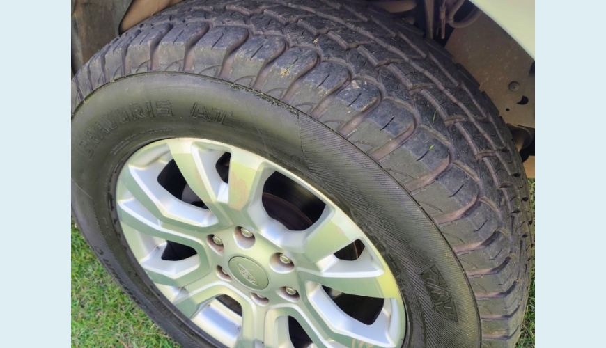 FORD FORD RANGER DIESEL AUT. 4P - PRATA - 2017 Foto 6 (Grande)