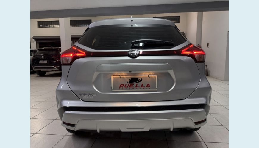NISSAN KICKS FLEX AUT. 4P - PRATA - 2023 Foto 6 (Grande)