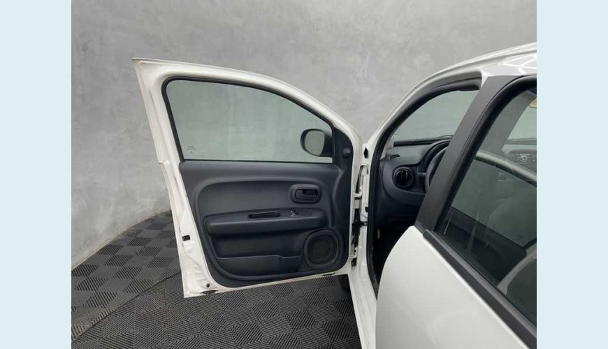 FIAT MOBI LIKE 1.0 FLEX MANUAL 4P - BRANCO - 2022 Foto 6 (Grande)