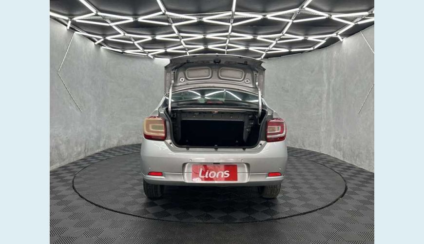 RENAULT LOGAN ZEN 1.0 12V FLEX MANUAL 4P - PRATA - 2020 Foto 6 (Grande)