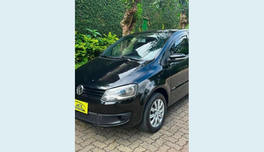 VOLKSWAGEN FOX GII 1.0 FLEX MANUAL 4P - PRETO - 2013 Foto 6 (Grande)