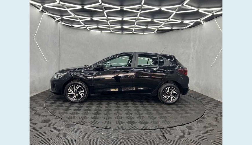 CHEVROLET ONIX LT 1.0 TURBO FLEX MANUAL 4P - PRETO - 2024 Foto 6 (Grande)