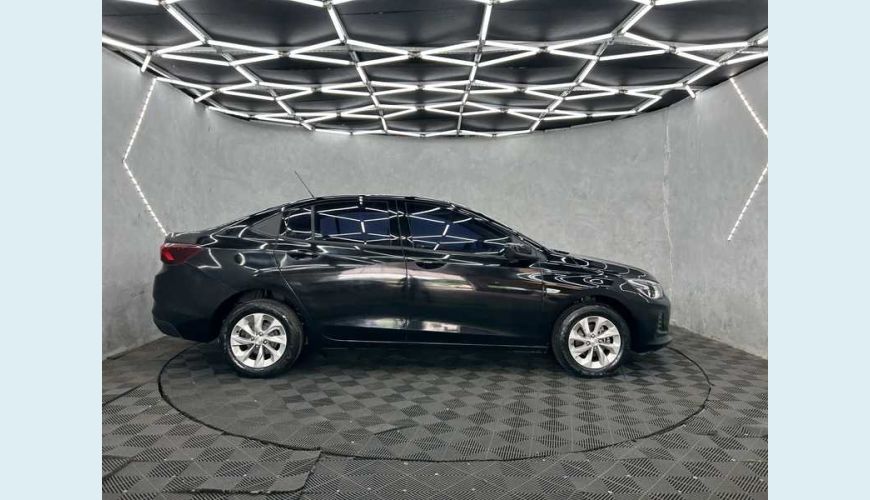 CHEVROLET ONIX PLUS LT 1.0 FLEX MANUAL 4P - PRETO - 2022 Foto 6 (Grande)