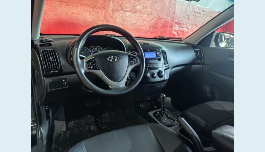 HYUNDAI I30 AUT. 4P - PRETO - 2011 Foto 6 (Grande)