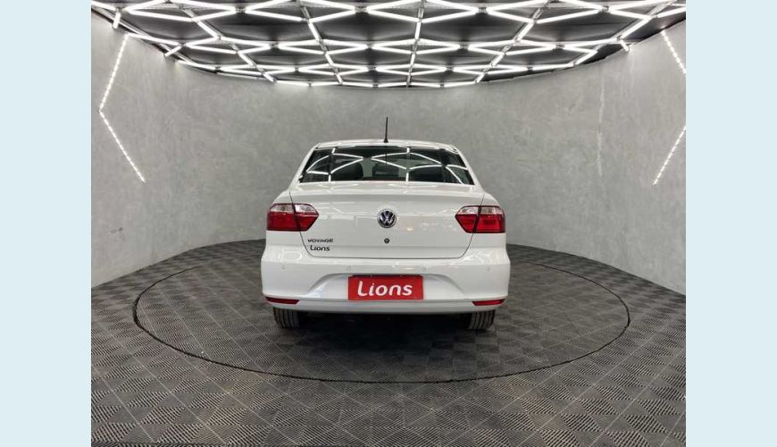 VOLKSWAGEN VOYAGE 1.6 FLEX MANUAL 4P - BRANCO - 2022 Foto 6 (Grande)