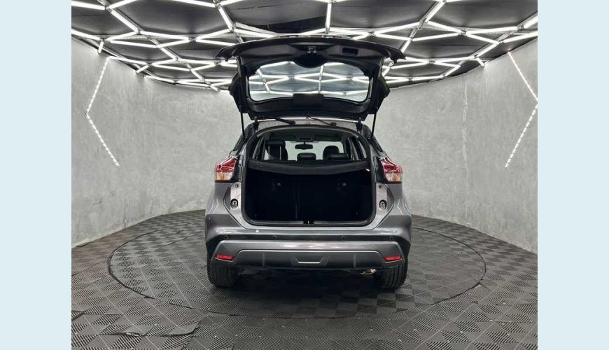 NISSAN KICKS ADVANCE 1.6 FLEX MANUAL 4P - CINZA - 2022 Foto 6 (Grande)