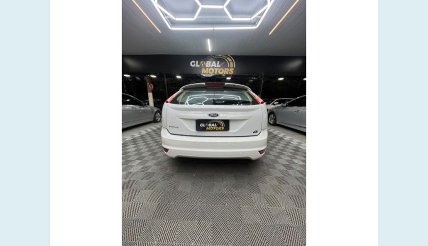FORD FOCUS FLEX MANUAL 4P - BRANCO - 2012 Foto 6 (Grande)