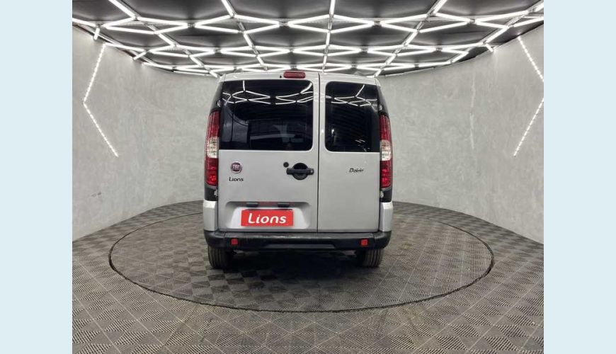 FIAT DOBLO ESSENCE 1.8 FLEX MANUAL 4P - PRATA - 2018 Foto 6 (Grande)