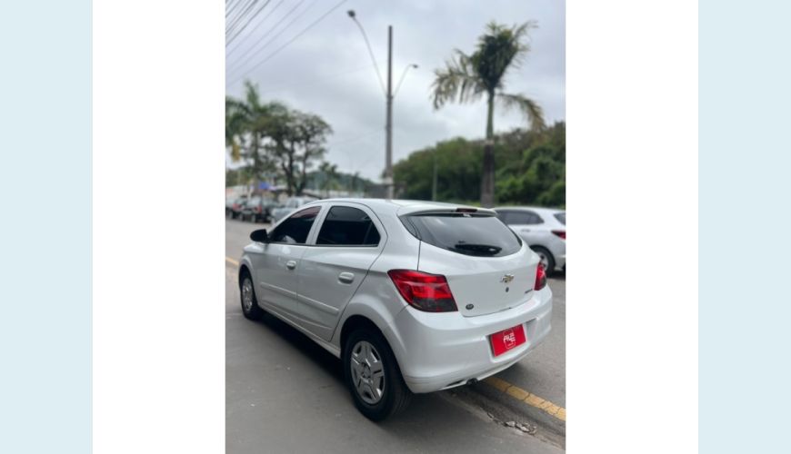 CHEVROLET CHEVROLET ONIX FLEX MANUAL 5P - BRANCO - 2016 Foto 6 (Grande)