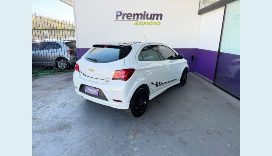 CHEVROLET CHEVROLET ONIX FLEX MANUAL 4P - BRANCO - 2019 Foto 6 (Grande)