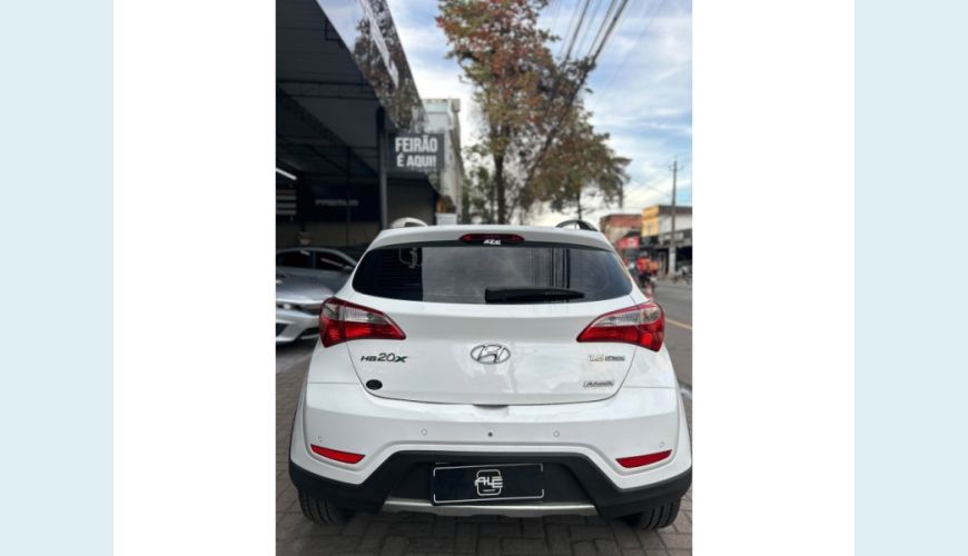 HYUNDAI HB 20 X FLEX AUT. 4P - BRANCO - 2015 Foto 6 (Grande)