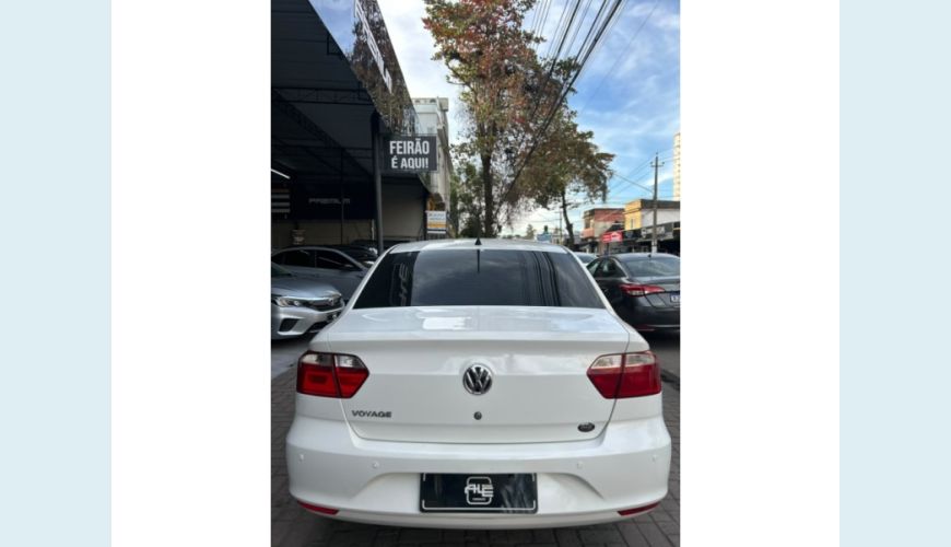 VOLKSWAGEN VOYAGE FLEX MANUAL 4P - BRANCO - 2020 Foto 6 (Grande)
