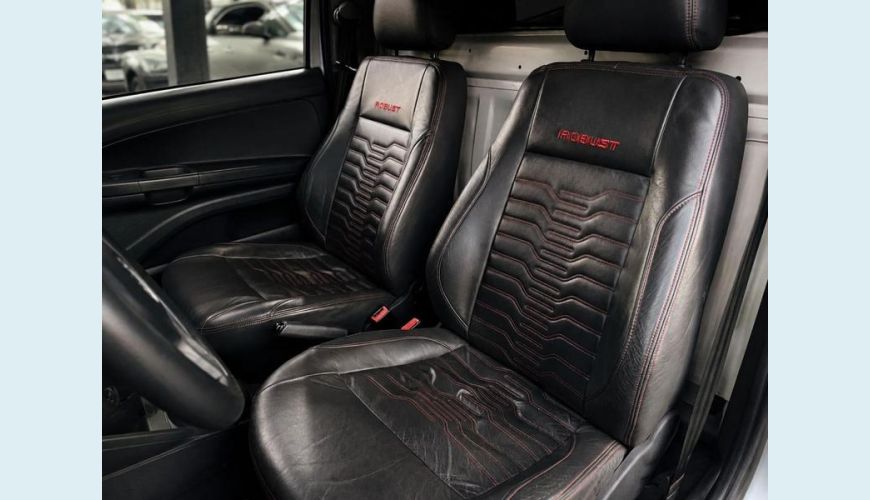 VOLKSWAGEN SAVEIRO 1.6 FLEX MANUAL 2P - BRANCO - 2019 Foto 6 (Grande)