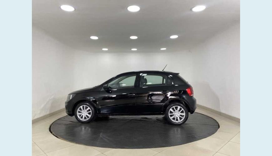 VOLKSWAGEN GOL 1.6 FLEX MANUAL 4P - PRETO - 2021 Foto 6 (Grande)
