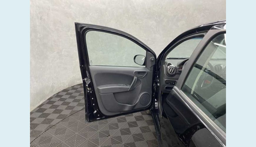 FIAT GRAND SIENA 1.0 FLEX MANUAL 4P - PRETO - 2021 Foto 6 (Grande)