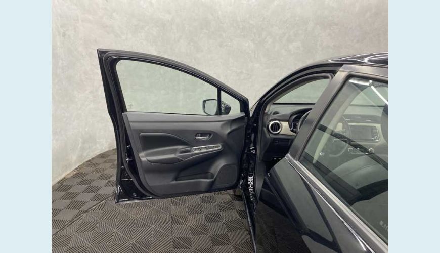 NISSAN VERSA EXCLUSIVE 1.6 FLEX AUT. 4P - PRETO - 2022 Foto 6 (Grande)