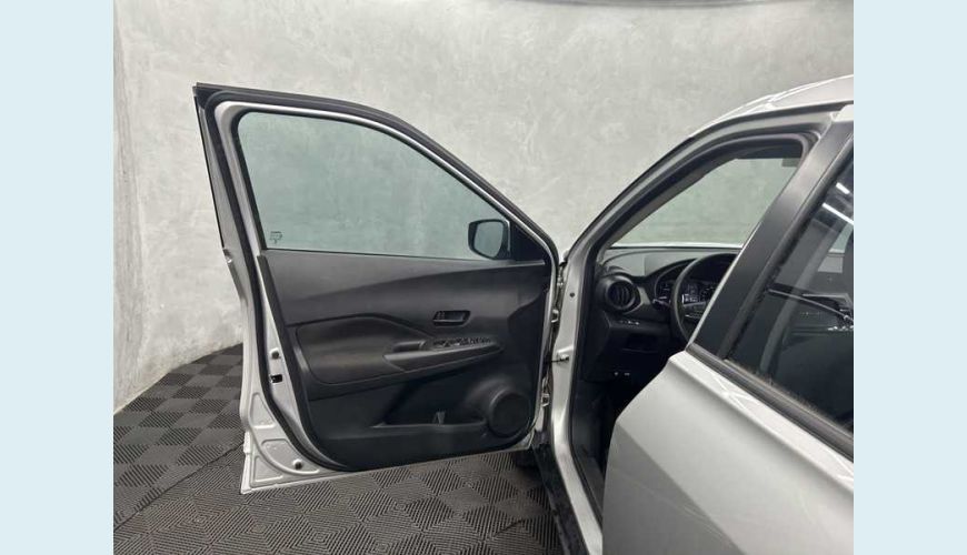 NISSAN KICKS ACTIVE 1.6 FLEX AUT. 4P - PRATA - 2024 Foto 6 (Grande)