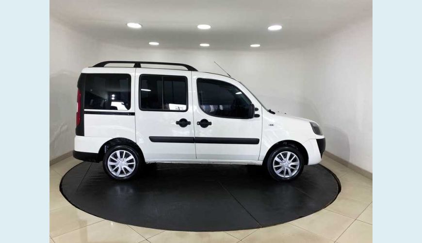 FIAT DOBLO ESSENCE 1.8 5L FLEX MANUAL 4P - BRANCO - 2019 Foto 6 (Grande)