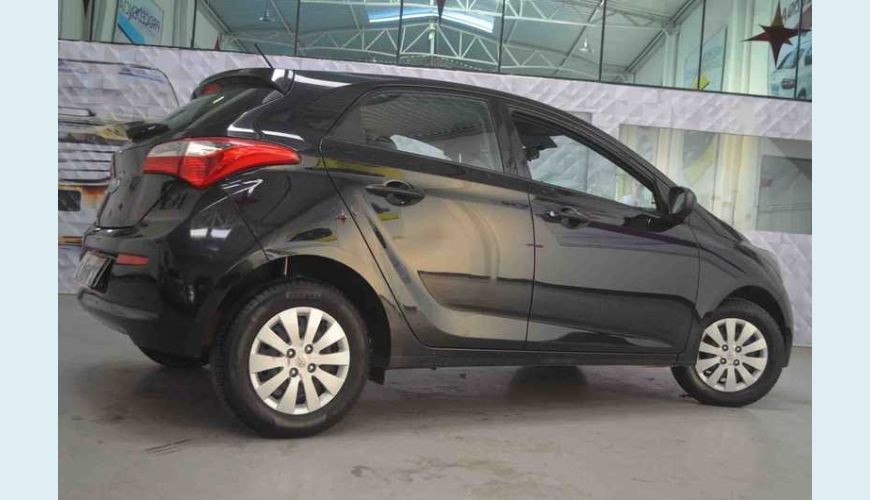 HYUNDAI HB 20 COMFORT PLUS TURBO 1.0 FLEX MANUAL 4P - PRETO - 2017 Foto 6 (Grande)