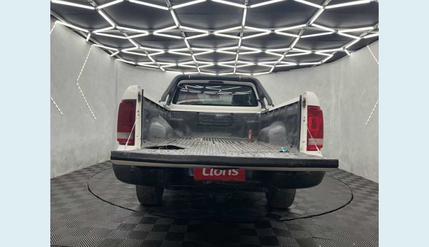 VOLKSWAGEN AMAROK S 4X4 2.0 TDI DIESEL MANUAL 2P - BRANCO - 2018 Foto 6 (Grande)