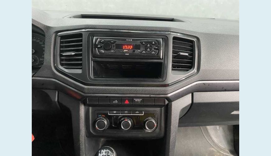 VOLKSWAGEN AMAROK S 4X4 TDI 2.0 DIESEL MANUAL 2P - PRATA - 2019 Foto 6 (Grande)