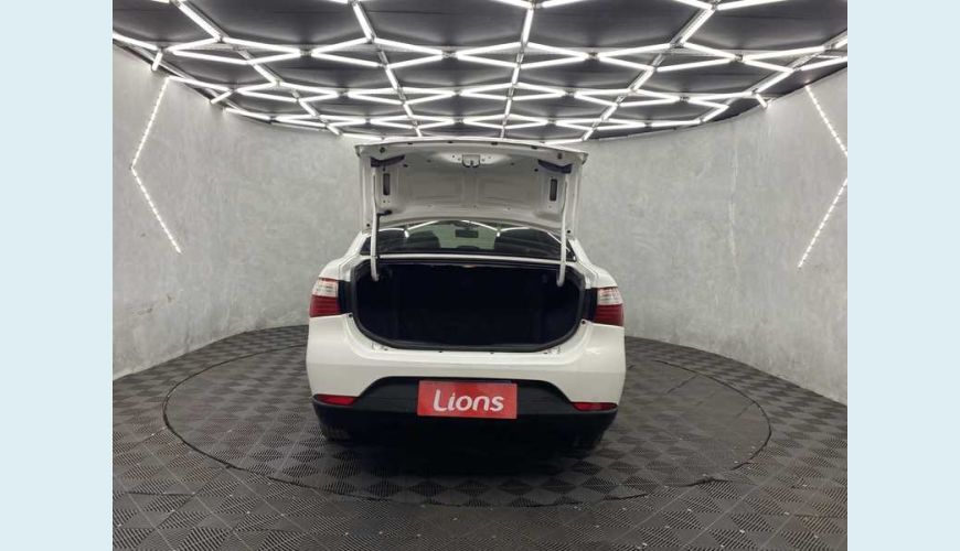 FIAT GRAND SIENA 1.0 FLEX MANUAL 4P - BRANCO - 2021 Foto 6 (Grande)