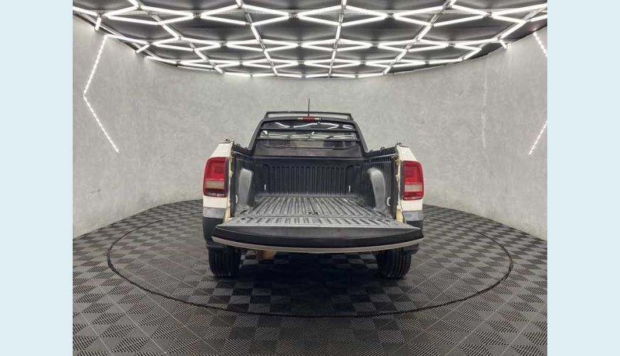 VOLKSWAGEN SAVEIRO ROBUST 1.6 MSI FLEX MANUAL 2P - BRANCO - 2018 Foto 6 (Grande)