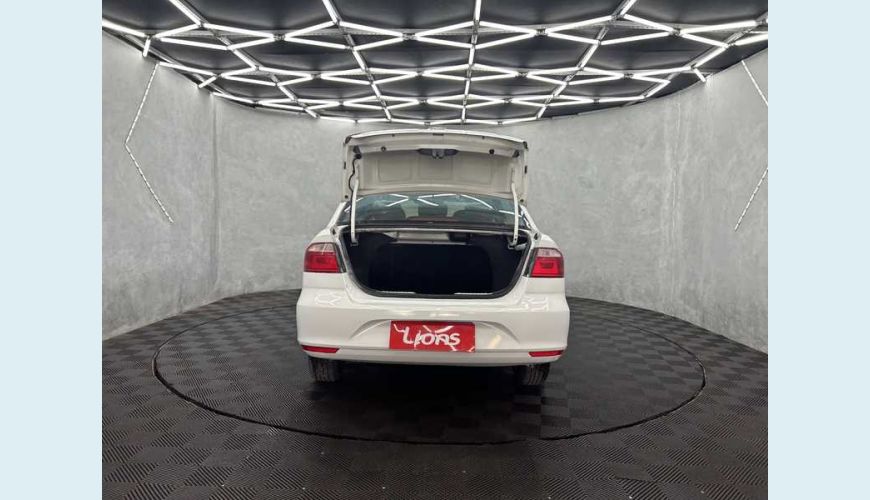 VOLKSWAGEN VOLKSWAGEN VOYAGE 1.0 MPI FLEX MANUAL 4P - BRANCO - 2023 Foto 6 (Grande)