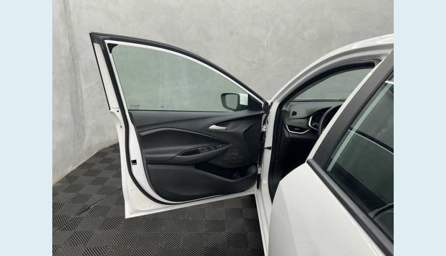 CHEVROLET ONIX LT 1.0 TURBO FLEX MANUAL 4P - BRANCO - 2024 Foto 6 (Grande)