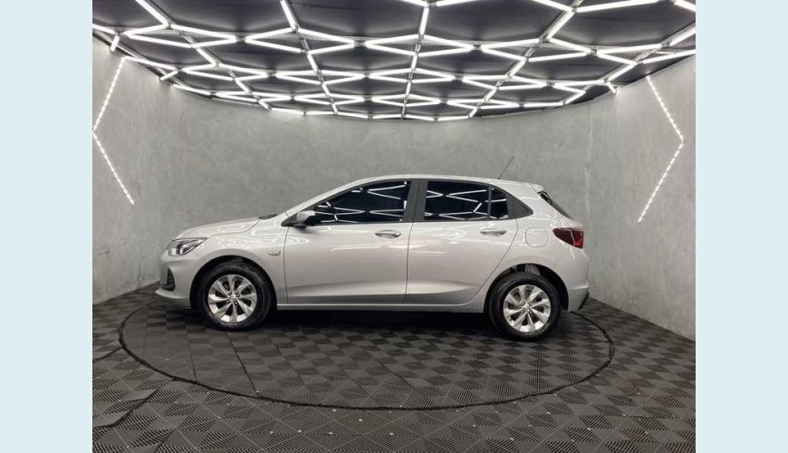 CHEVROLET ONIX LT 1.0 TURBO FLEX MANUAL 4P - PRATA - 2023 Foto 6 (Grande)