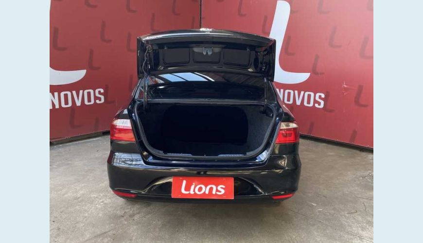 VOLKSWAGEN VOYAGE 1.6 MSI 8V FLEX MANUAL 4P - PRETO - 2019 Foto 6 (Grande)