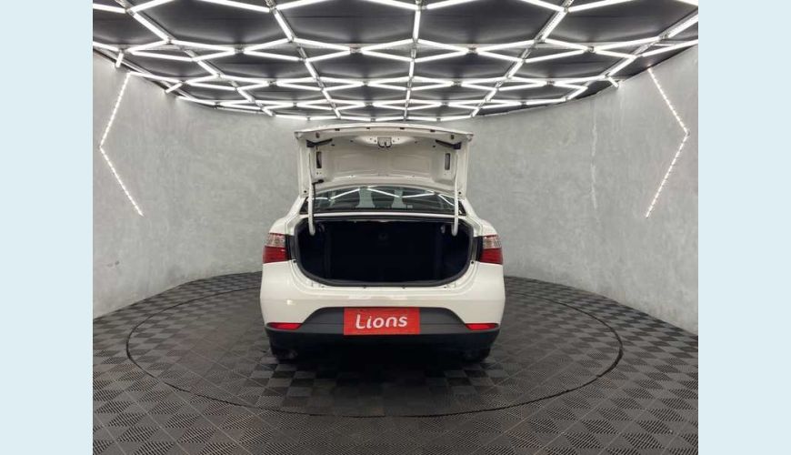 FIAT GRAND SIENA 1.0 FLEX MANUAL 4P - BRANCO - 2021 Foto 6 (Grande)