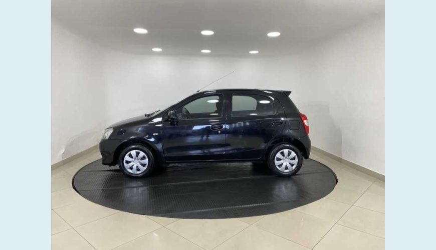 TOYOTA ETIOS X 1.3 FLEX MANUAL 4P - PRETO - 2015 Foto 6 (Grande)