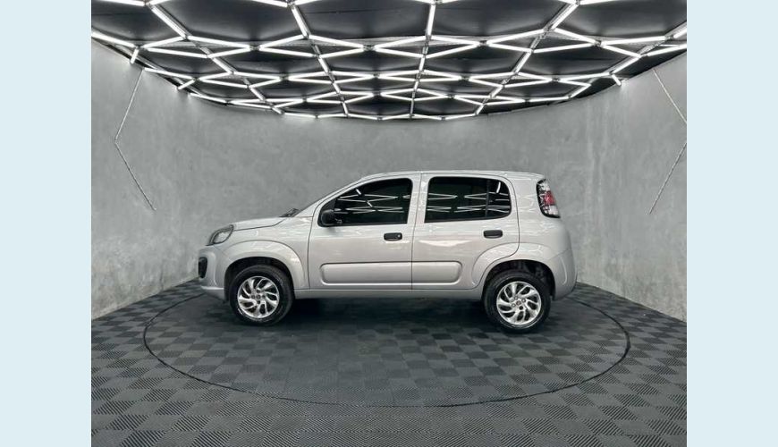 FIAT FIAT UNO ATTRACTIVE 1.0 8V FLEX MANUAL 4P - PRATA - 2021 Foto 6 (Grande)