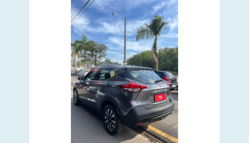 NISSAN KICKS FLEX MANUAL 4P - CINZA - 2018 Foto 6 (Grande)