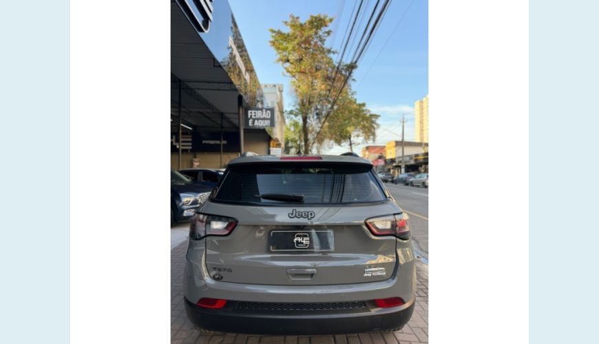 JEEP JEEP COMPASS FLEX AUT. 4P - CINZA - 2024 Foto 6 (Grande)